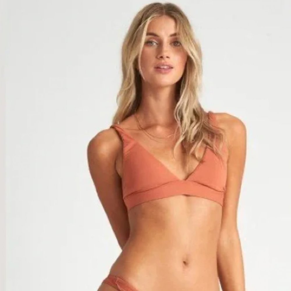 Billabong Sol Searcher Tanga Bikini Top Only in Color Henna NWT